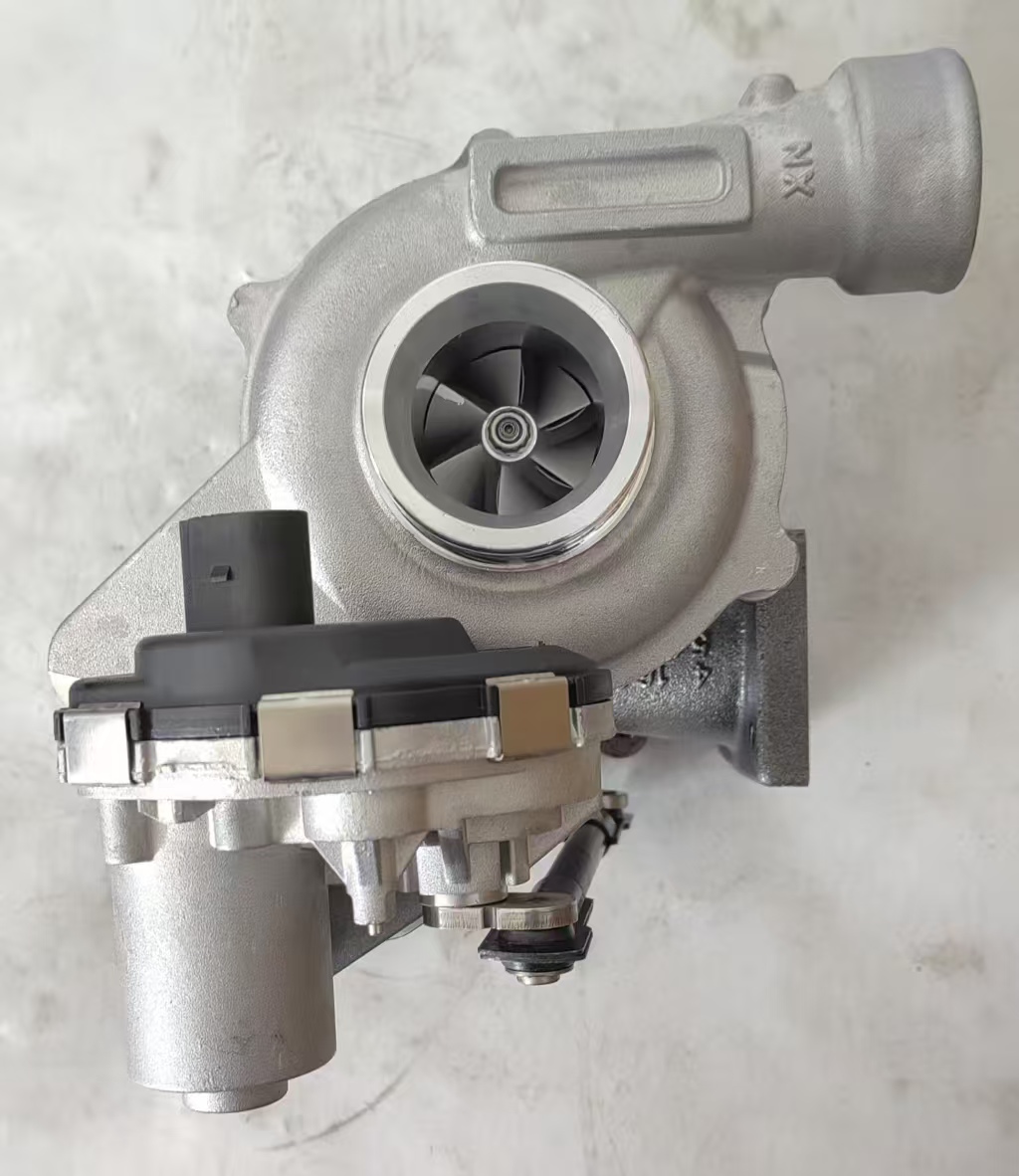 Турбокомпрессор для Isuzu 4KH1CN5MD Фитинги двигателя 5497919 5497918 1118010 -LP20A HE150EWG